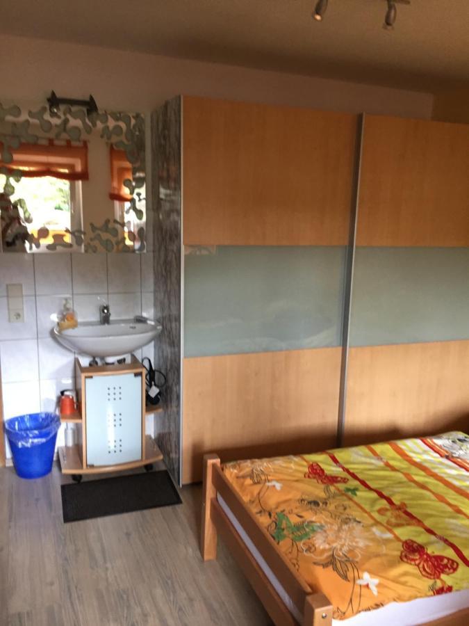Ferienwohnung Schwarz Sersheim Екстер'єр фото