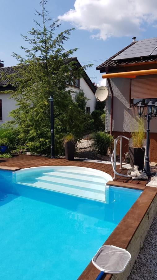 Ferienwohnung Schwarz Sersheim Екстер'єр фото